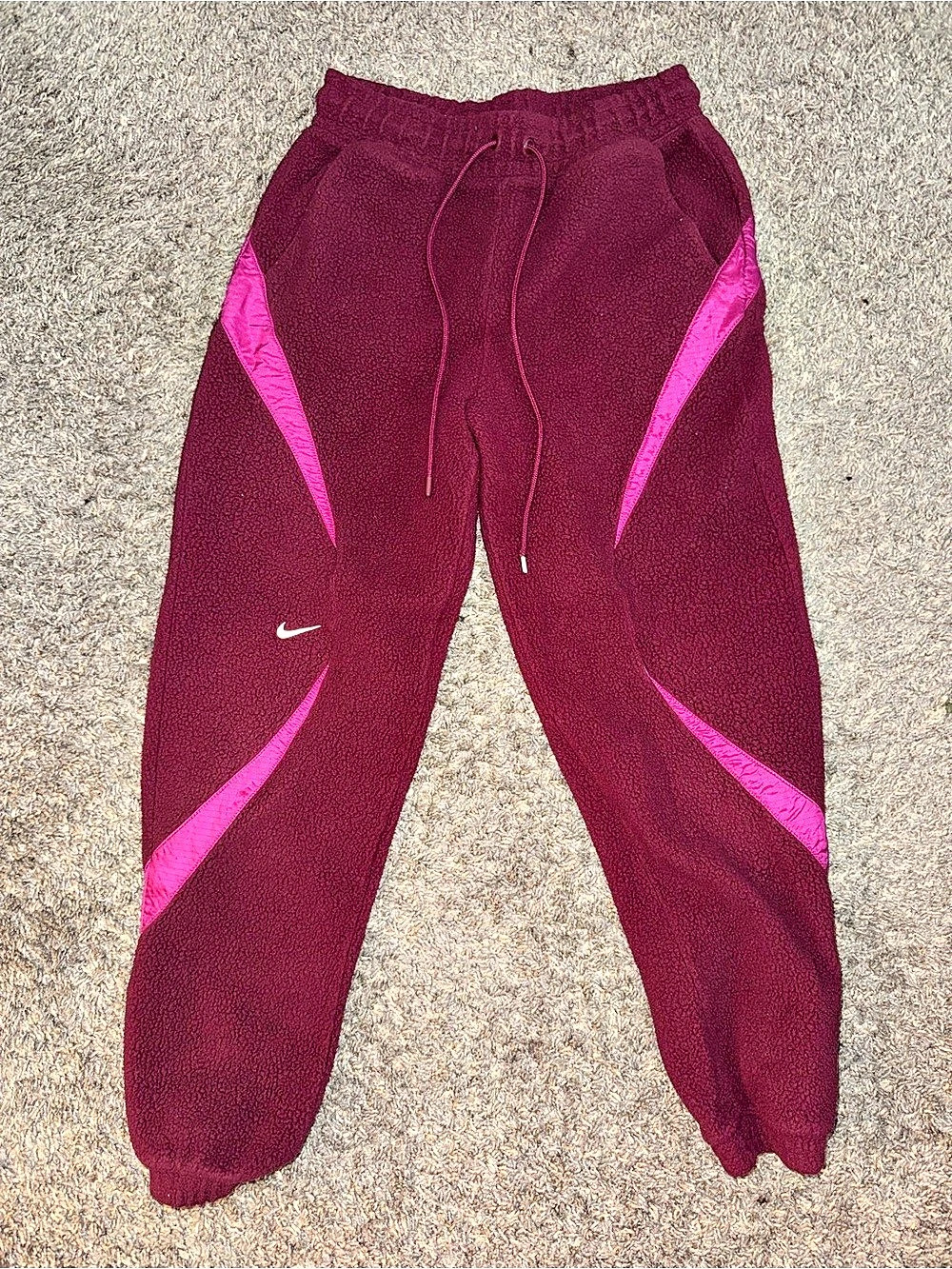 Nike Sportswear Icon Clash Sherpa Trim Jogger Burgundy & Pink